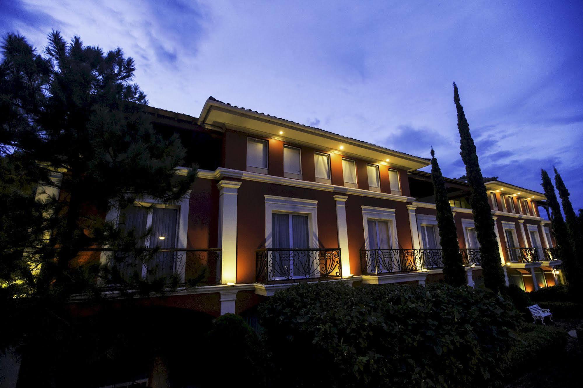 Hotel Altos De Fontana Managua Exteriér fotografie